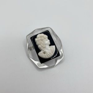 COLLECTORS RARE FIND!! Vintage Lucite Cameo with Rhinestone Brooch